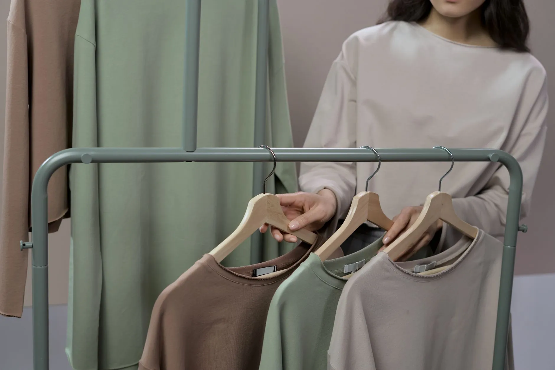 消防排烟风机选型要点:离心风机与轴流风机的性能对比
